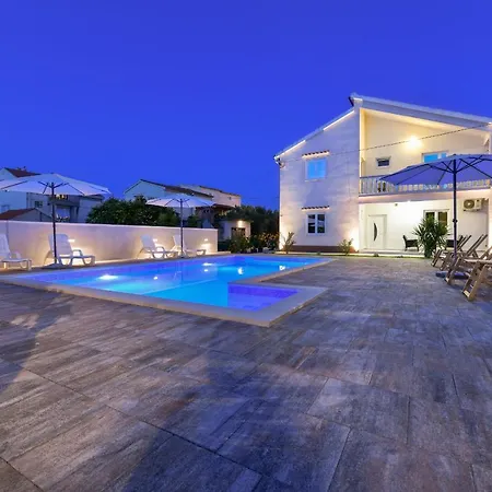 Pool House Luka Lägenhet Zadar Exteriör bild