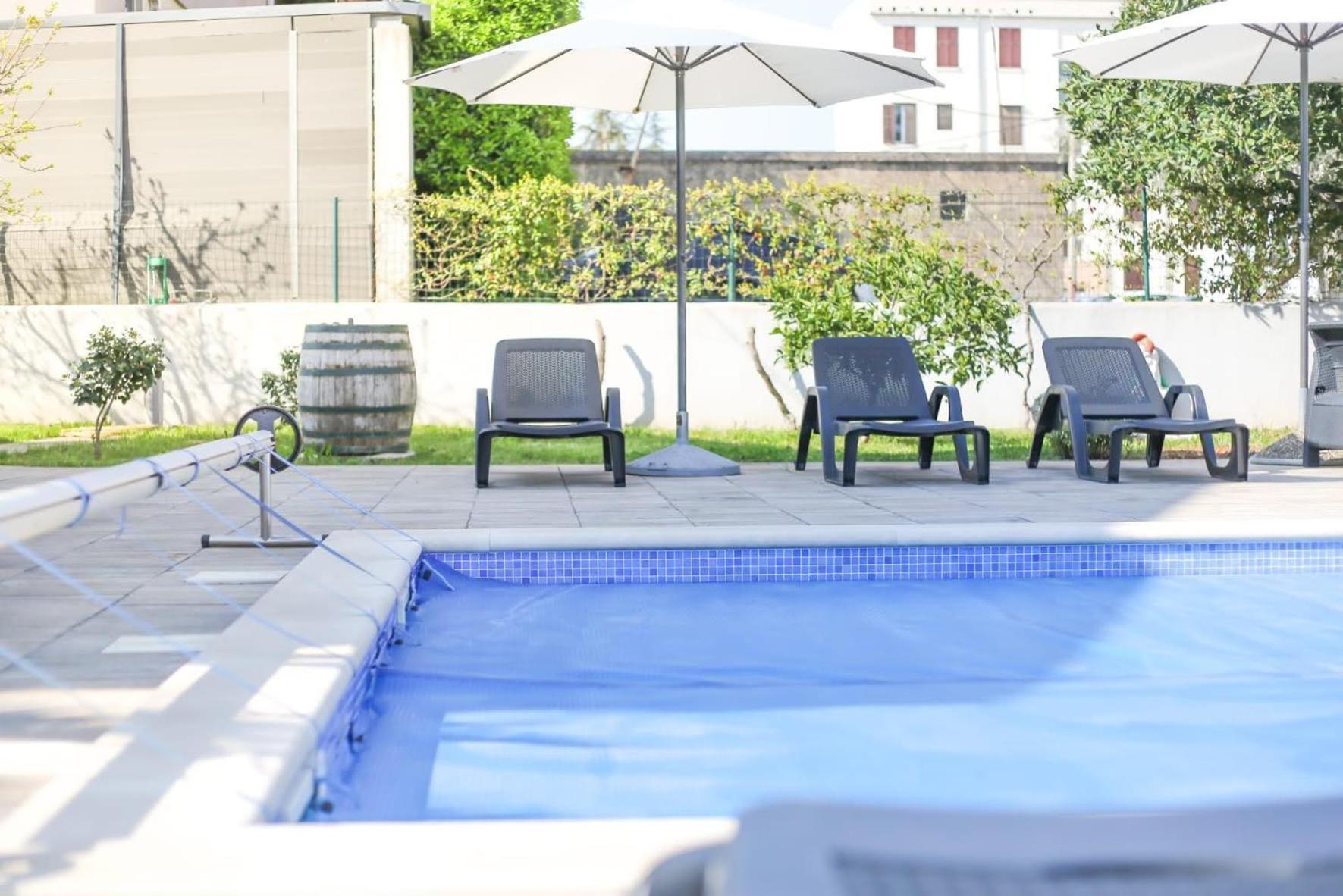 Apartmán Pool House Luka *